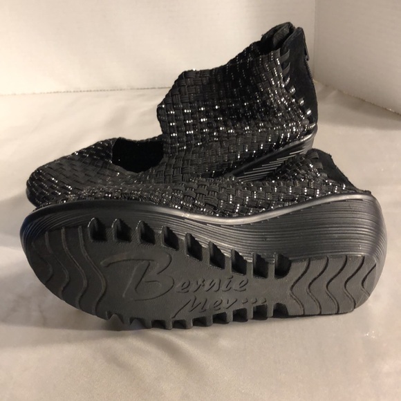 Bernie Mev Wedge Sandals Size 38 Black and Silver Woven Shoe Womens - Picture 8 of 13